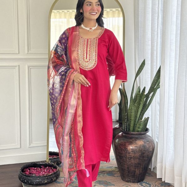 Designer Pink Suits for Women | Elegant & Unique"