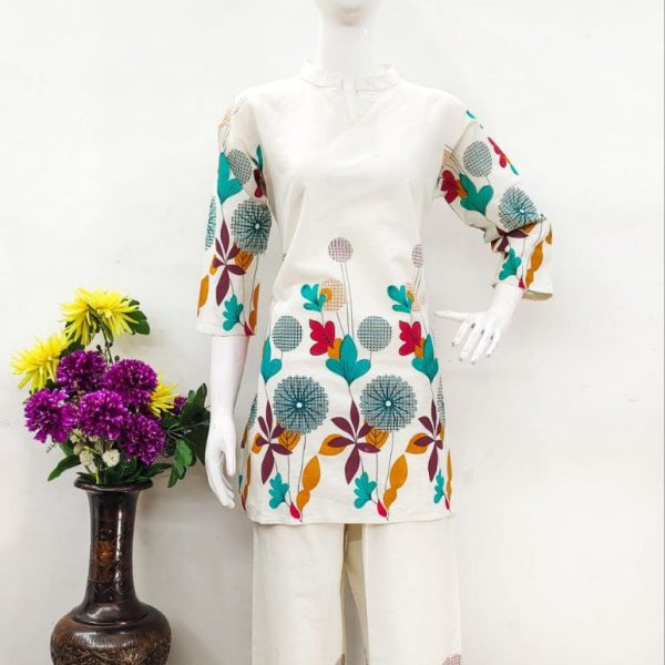 Women White & Multicolored Floral Printed Co-ord Set